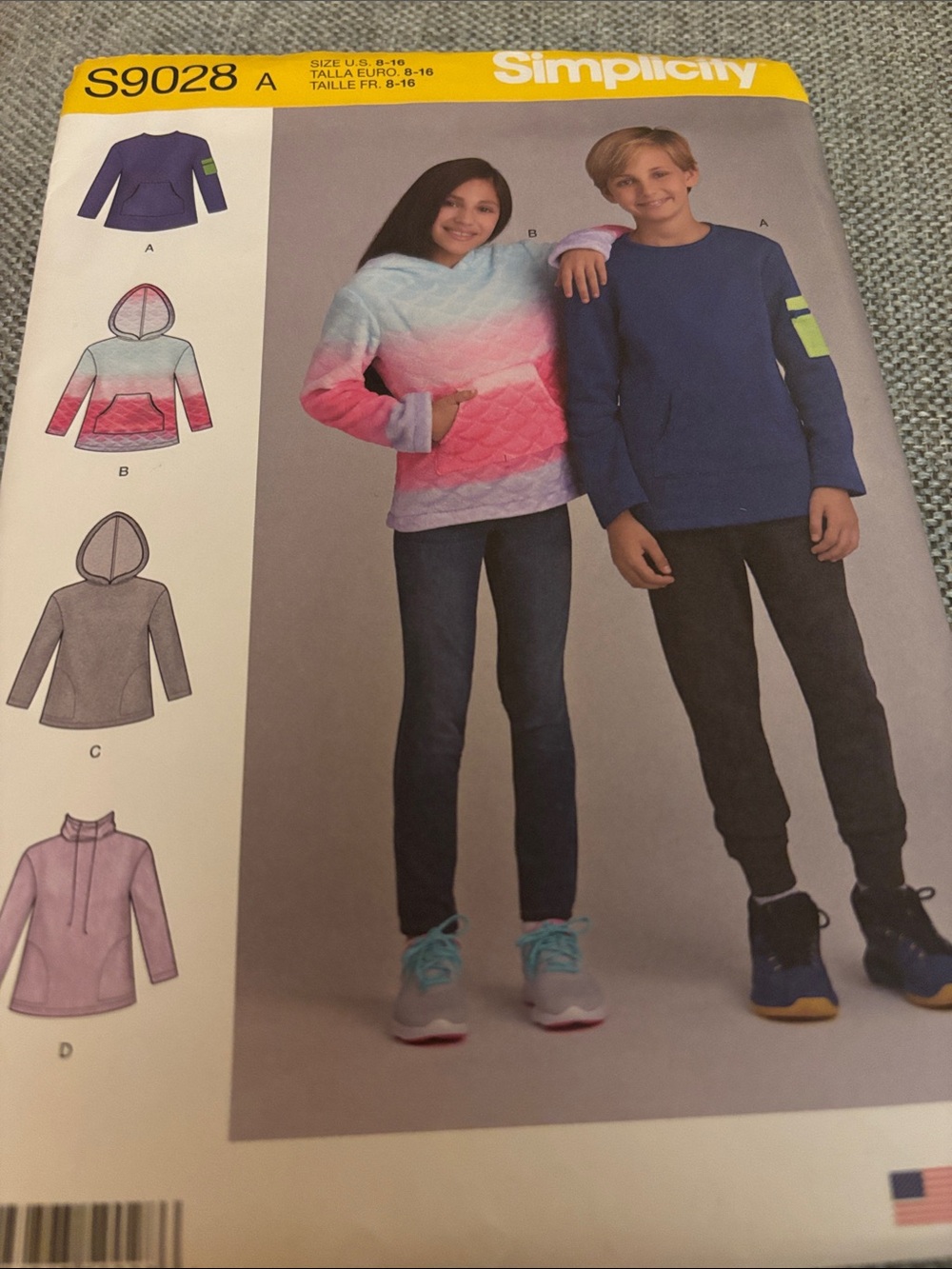 Simplicity Pattern: Simplicity Sewing Pattern S9028 Girls' & Boys' Knot Tops